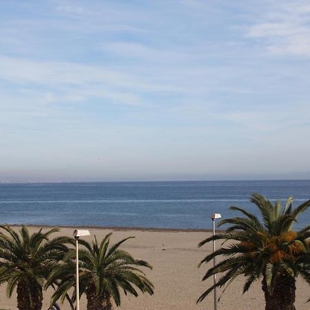 Apartamento En Primera Linea De Playa, Con Vistas A La Playa Y Con Wifi Рокетас-де-Мар Экстерьер фото