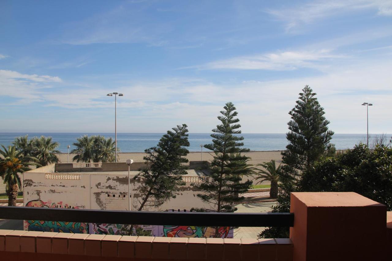 Apartamento En Primera Linea De Playa, Con Vistas A La Playa Y Con Wifi Рокетас-де-Мар Экстерьер фото